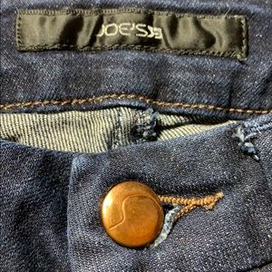 Joe’s “Honey Booty” Jeans Sz 25